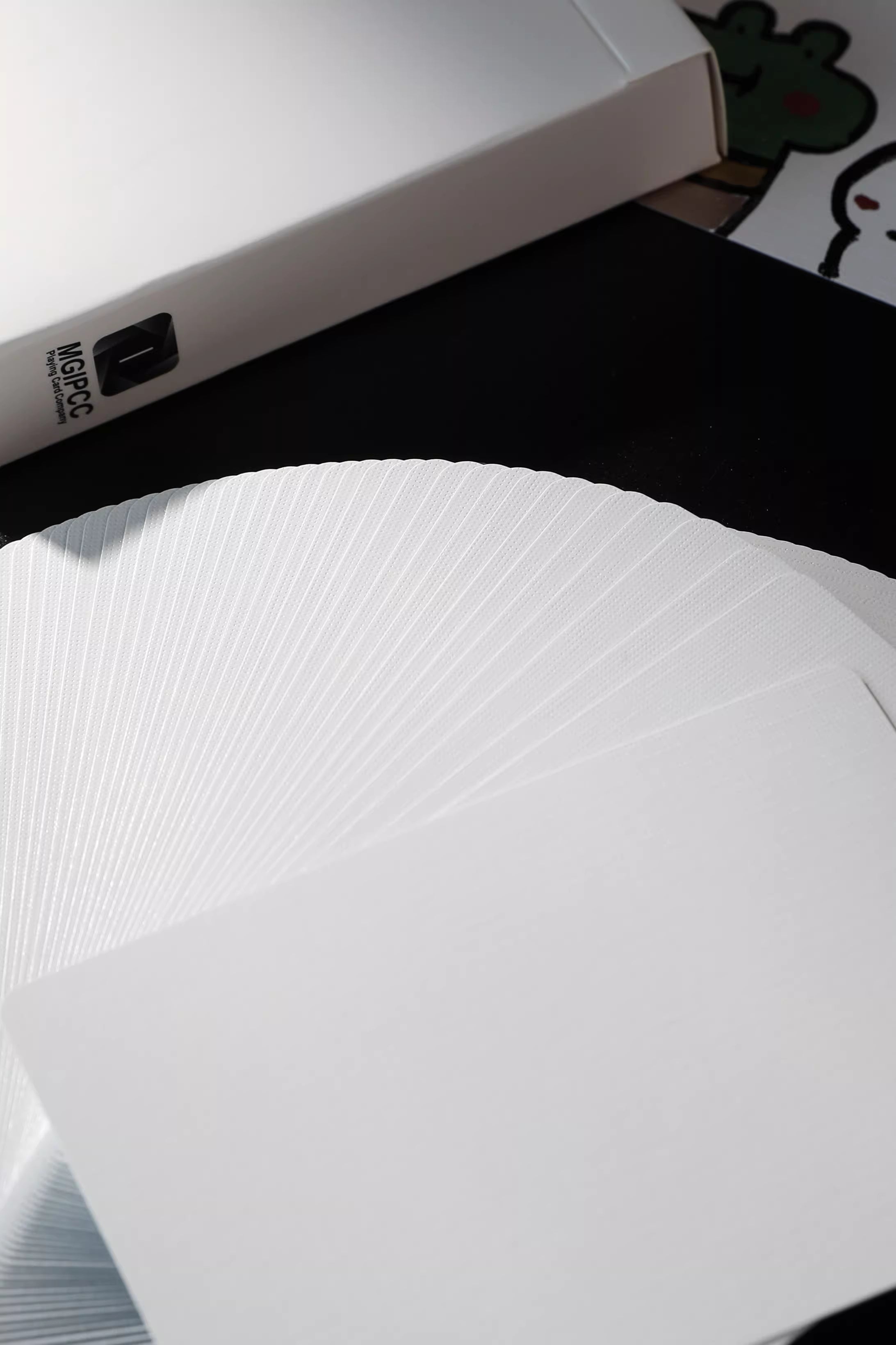 Yuci White - Pro