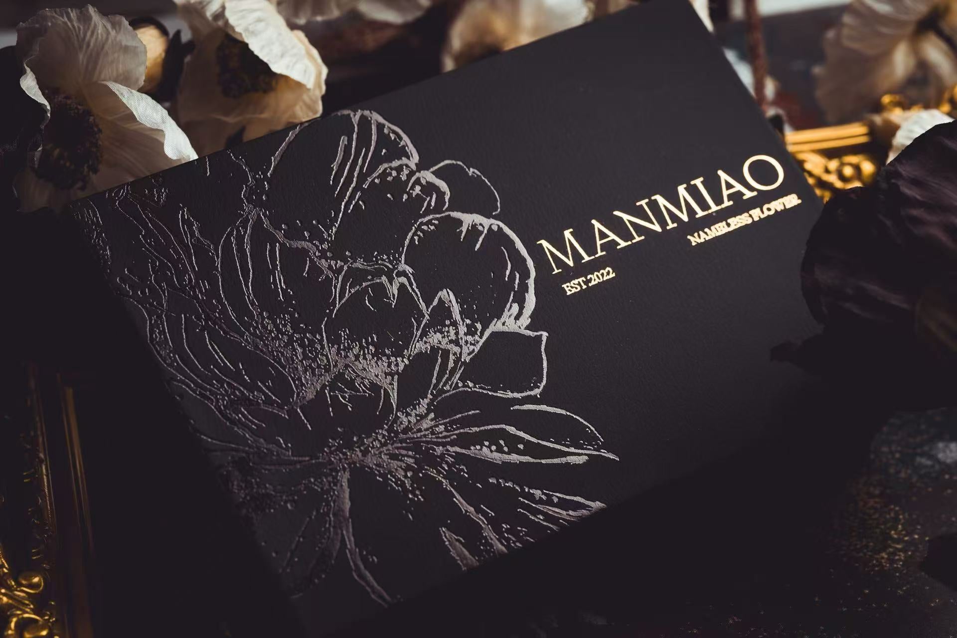 MANMIAO - Nameless Flower – Where Curves Become Art
