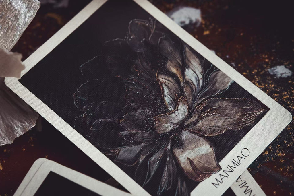 MANMIAO - Nameless Flower – Where Curves Become Art