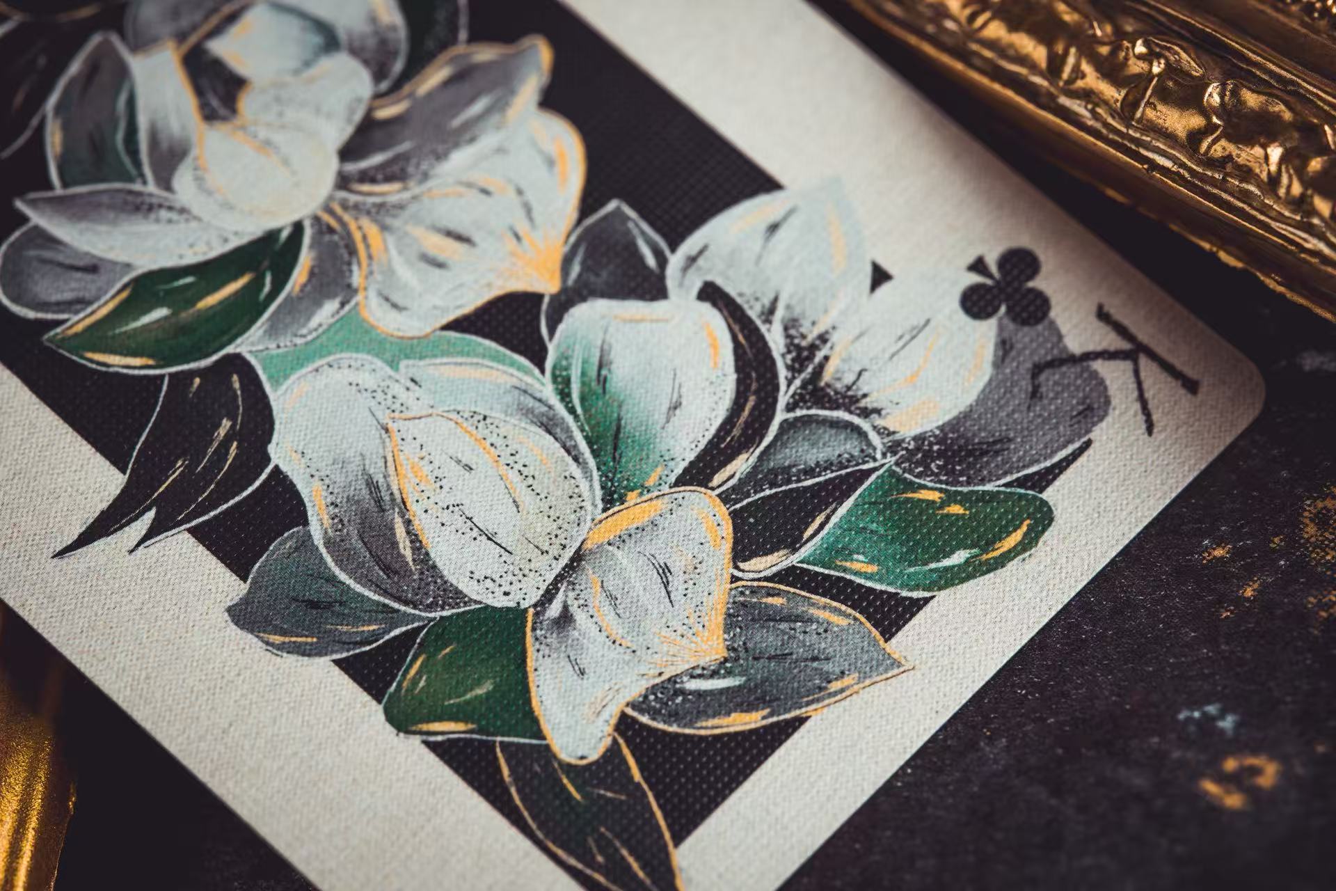 MANMIAO - Nameless Flower – Where Curves Become Art