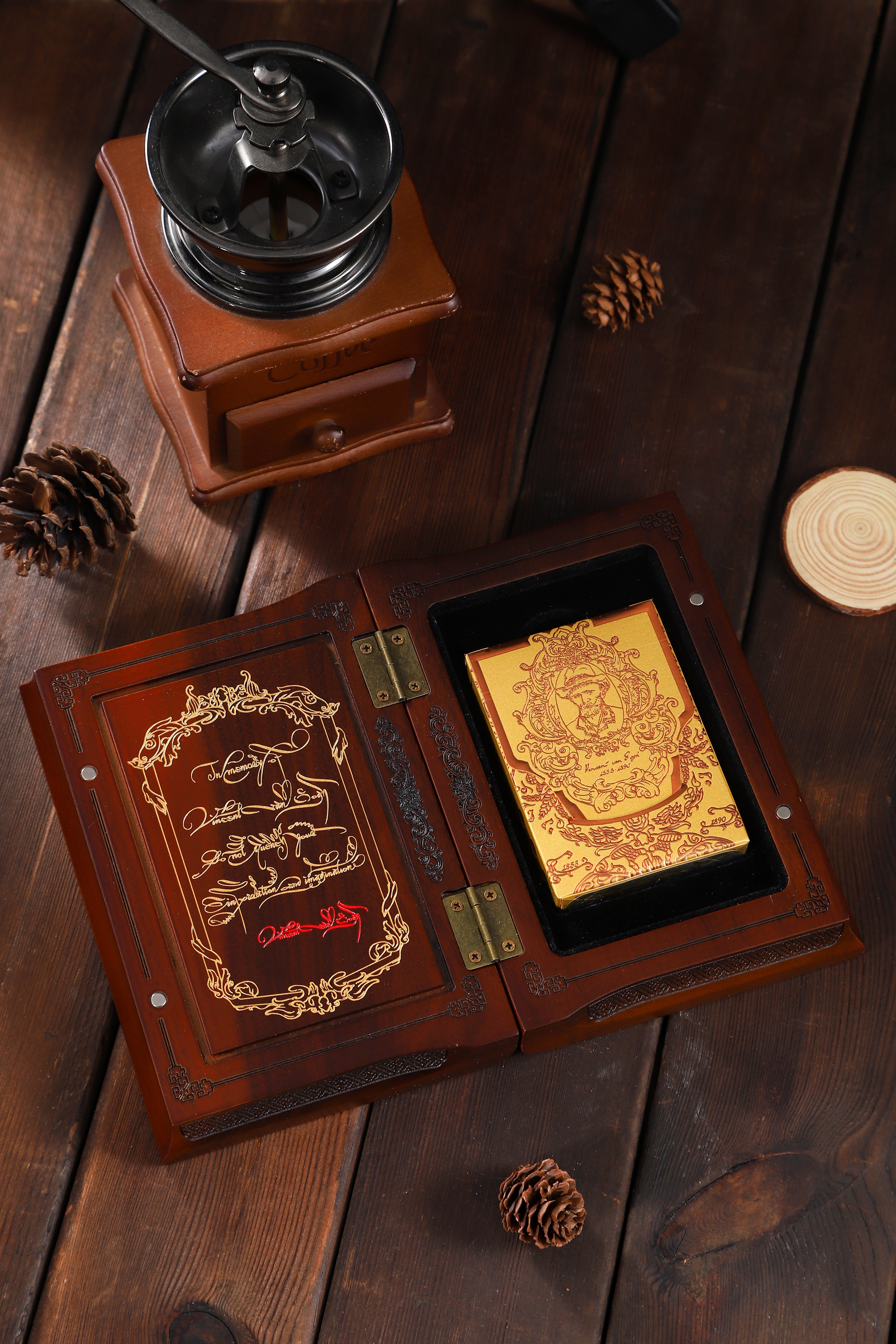 In memory of Van Gogh Wooden Box Ultra Limited Edition