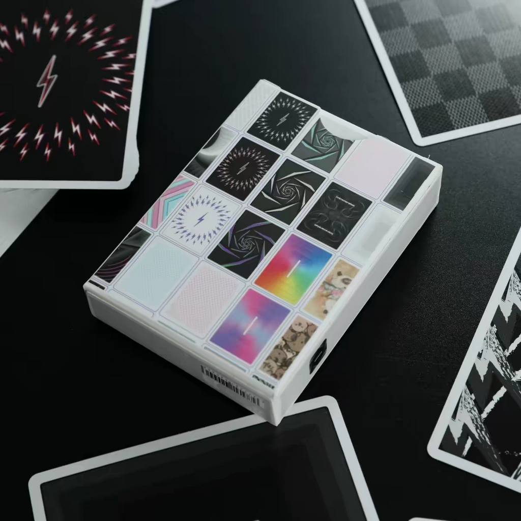 Yuci Gemini Twins Ghost Deck