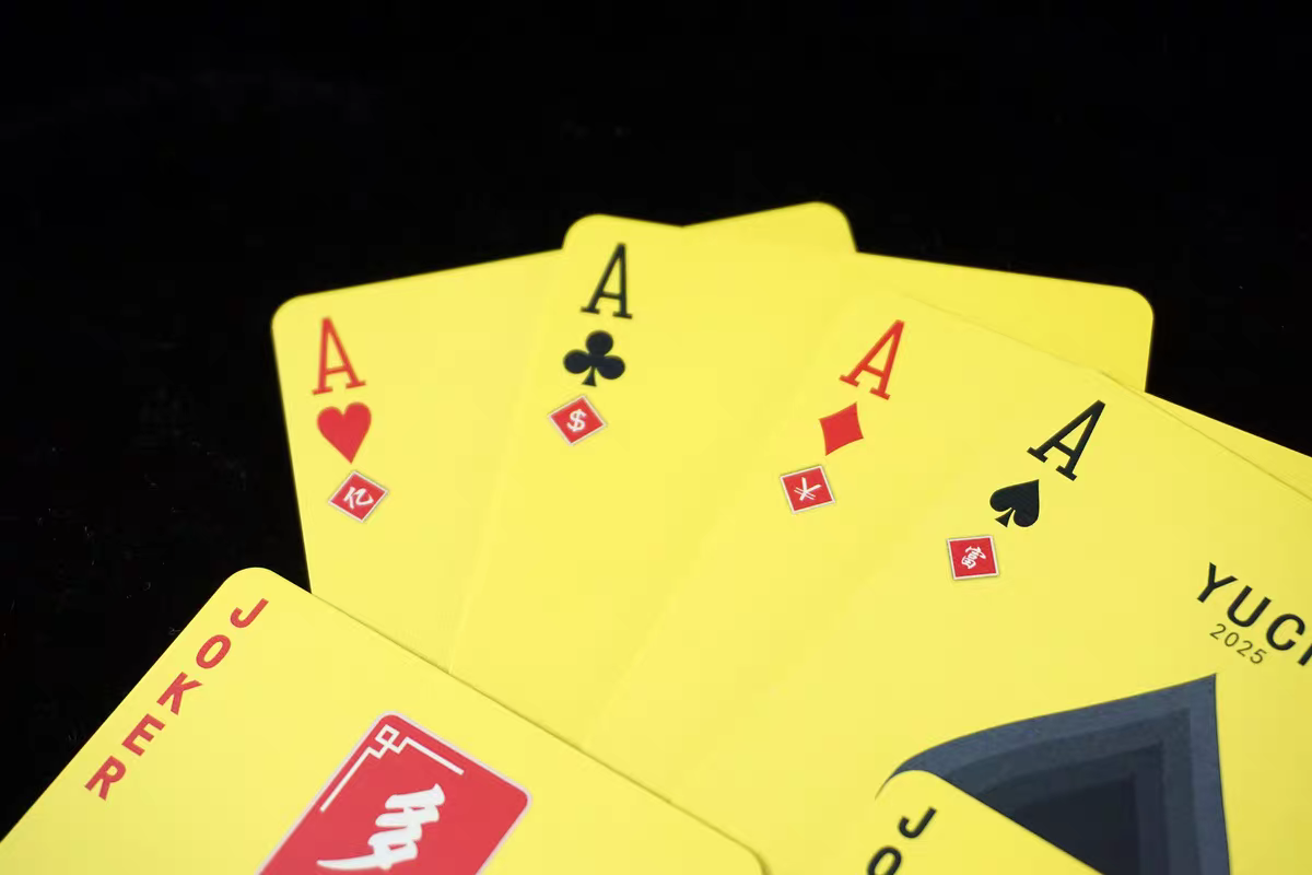 Yuci X1 Lucky Playing Cards