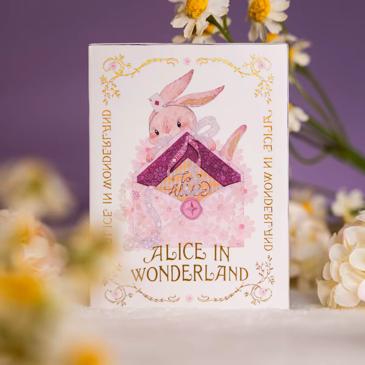 Alice in Wonderland — Cute rabbit （Gilded）